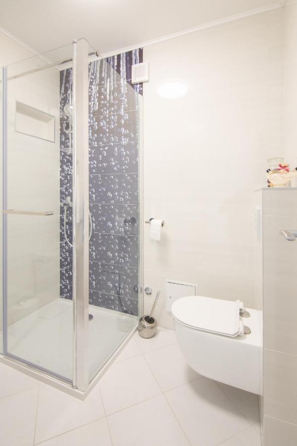 Apartments Nona Draga Komiža Zewnętrze zdjęcie