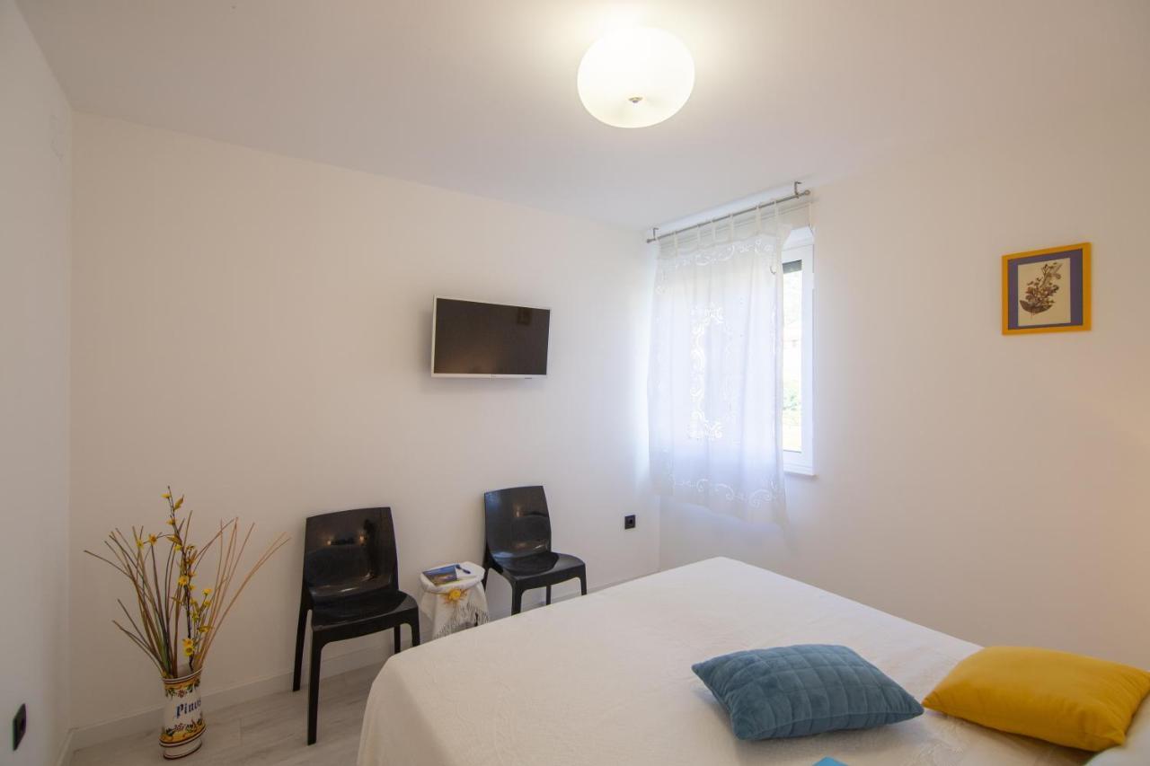 Apartments Nona Draga Komiža Zewnętrze zdjęcie